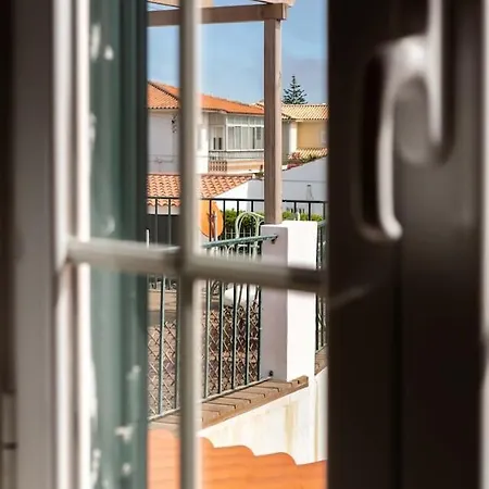 Sea'ya Thoughtful - Areia Cascais