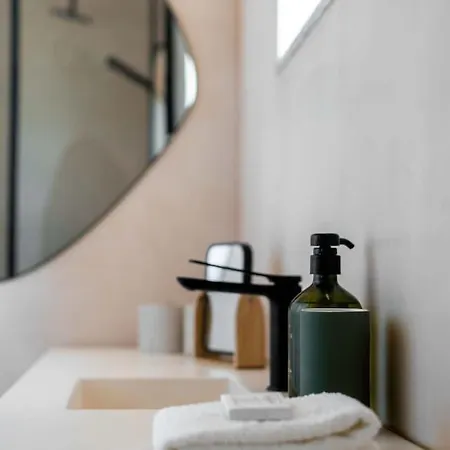 Sea'ya Thoughtful - Areia *