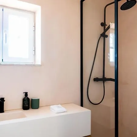 Sea'ya Thoughtful - Areia *