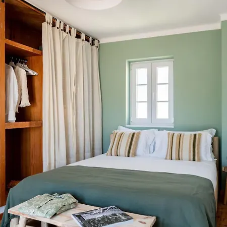 Sea'ya Thoughtful - Areia *